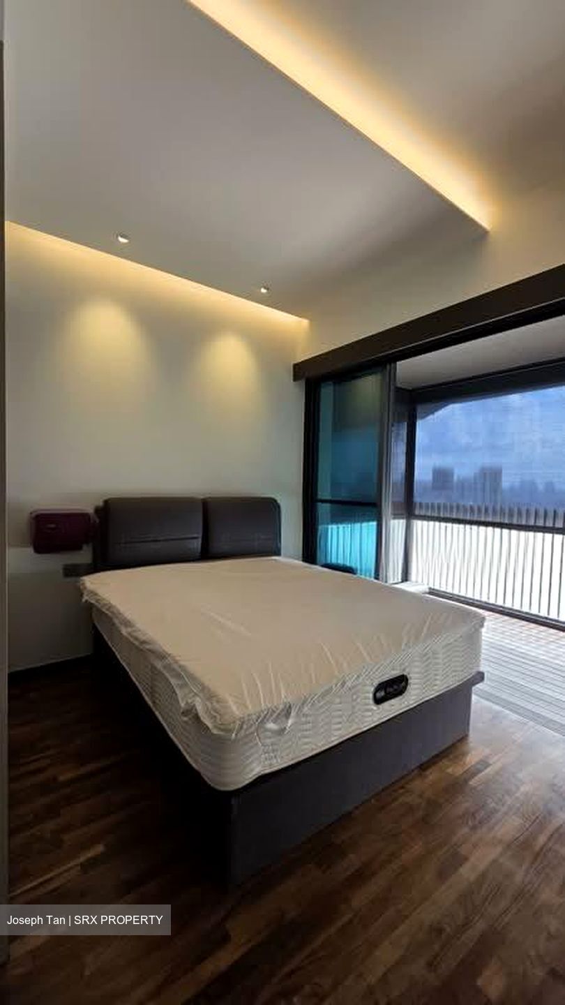 J Gateway (D22), Condominium #593100661